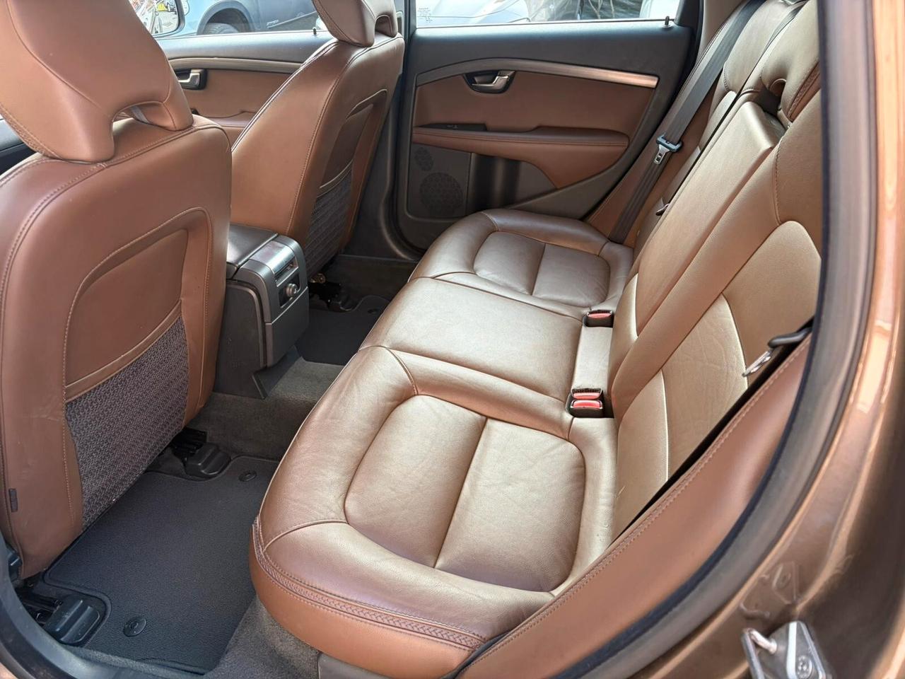 Volvo XC 70 D4 AWD Geartronic Business*EURO5B*FULL