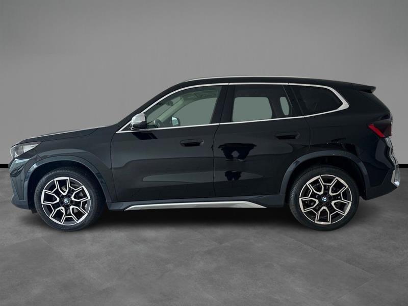 BMW X1 18 i X-Line Edition Signature sDrive DCT