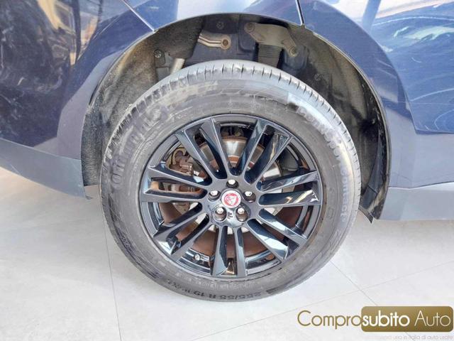 JAGUAR F-Pace 2.0 D 180 CV aut. Prestige