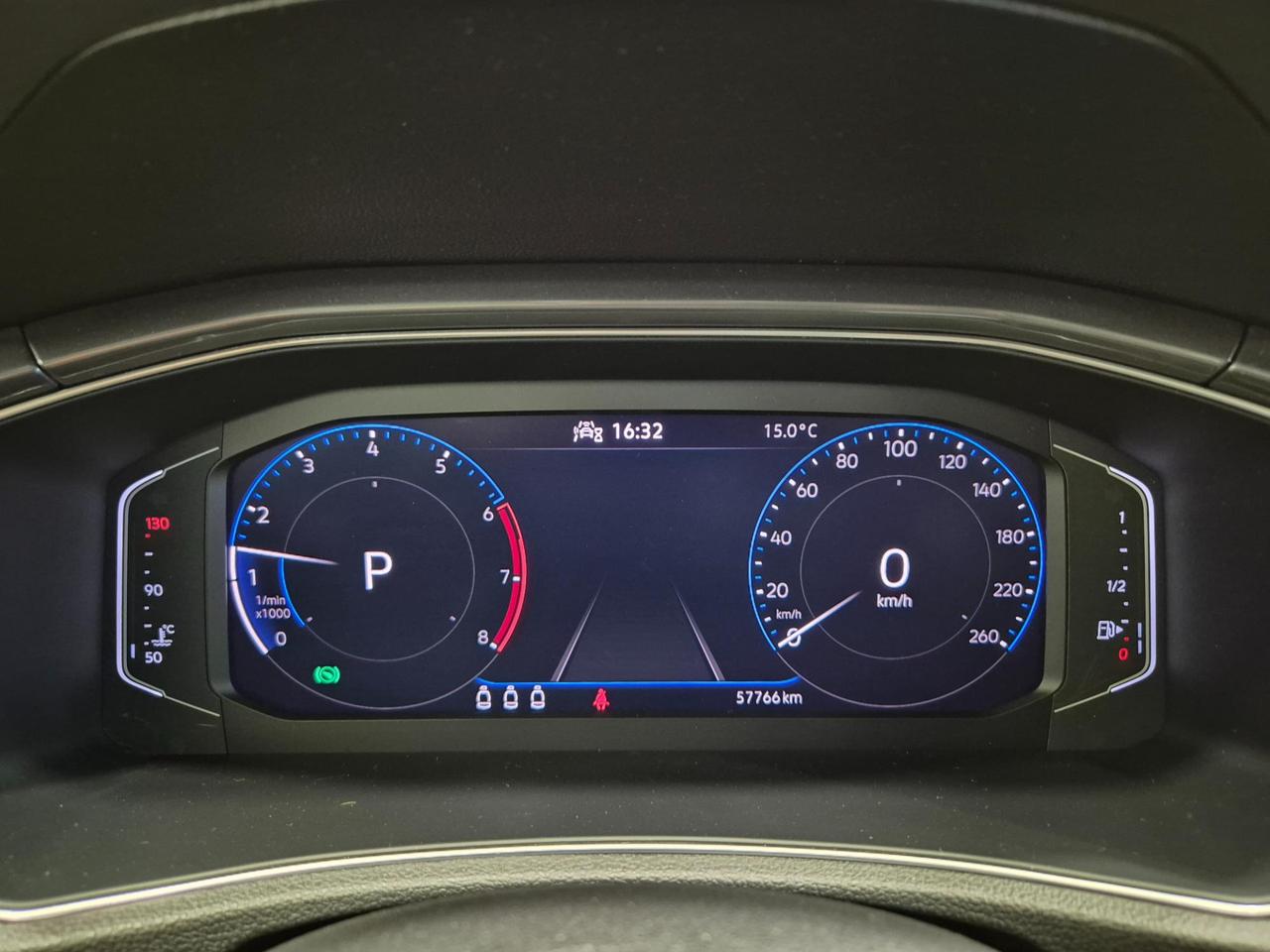 Volkswagen T-Roc 1.5 TSI Style dsg - Carplay - ACC/Lim - Sens. Park