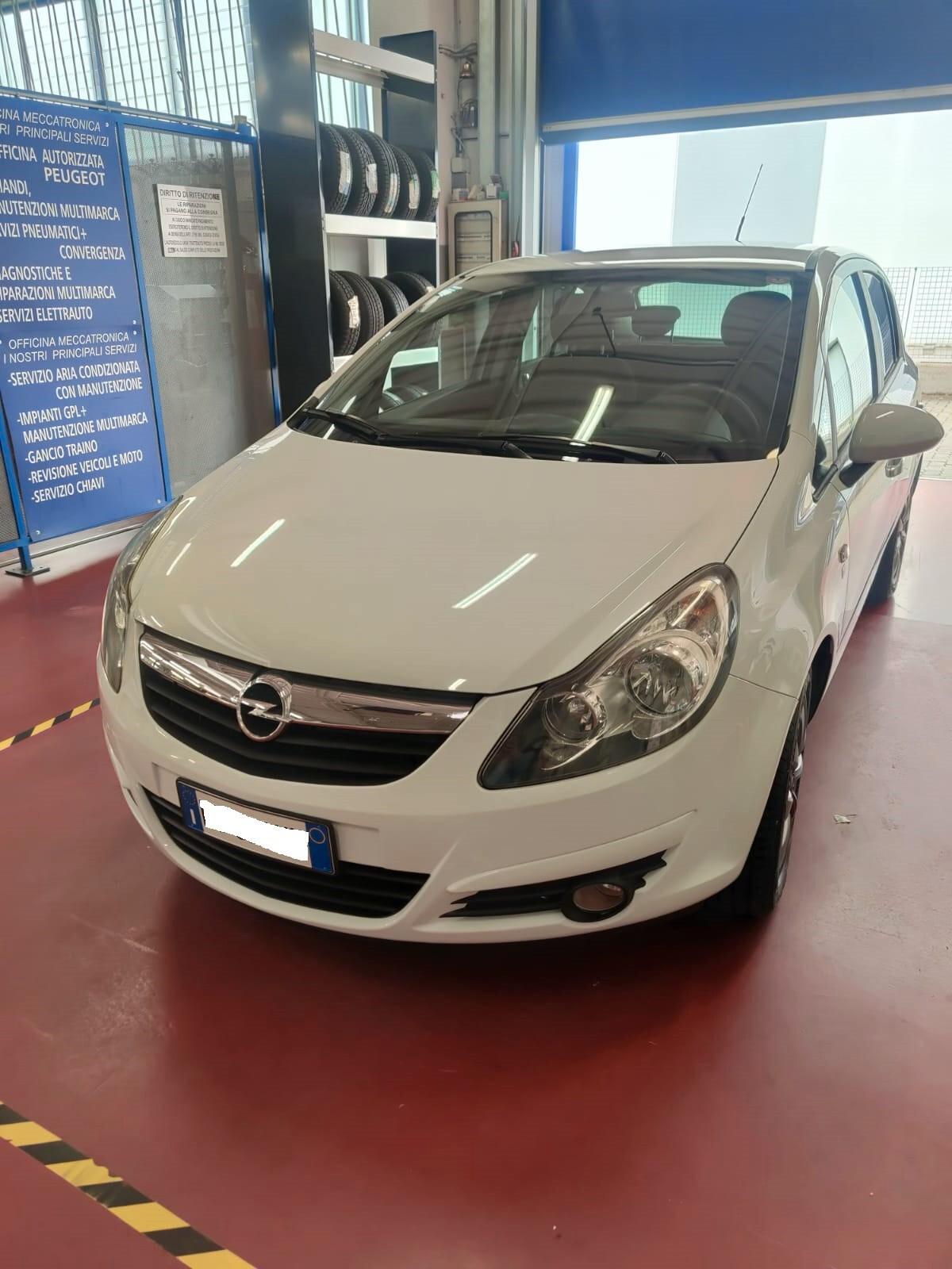 Opel Corsa 1.2 5 porte Easytronic Enjoy