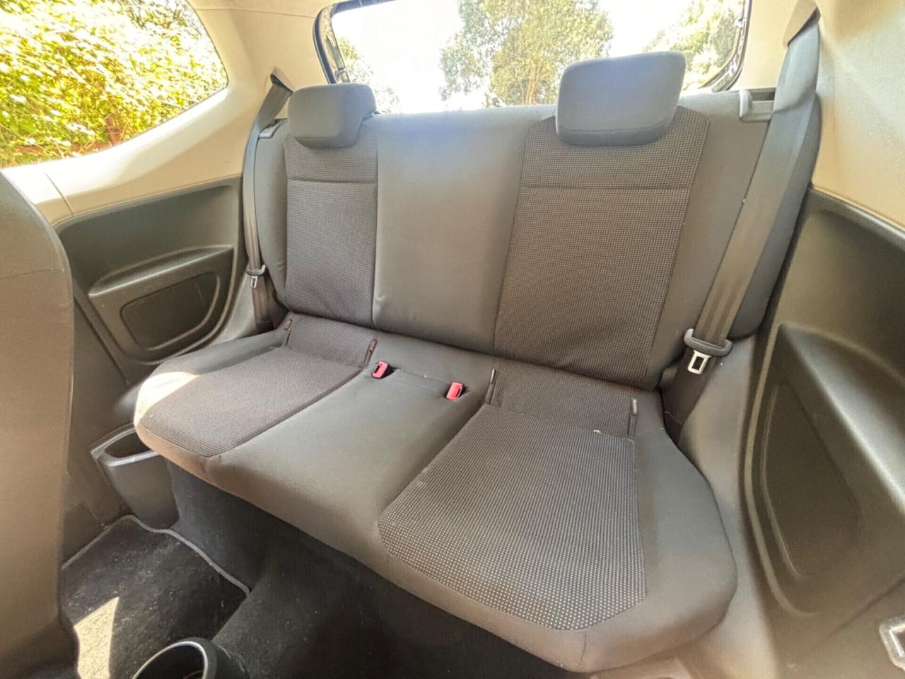 Volkswagen up! 1.0 3p. take