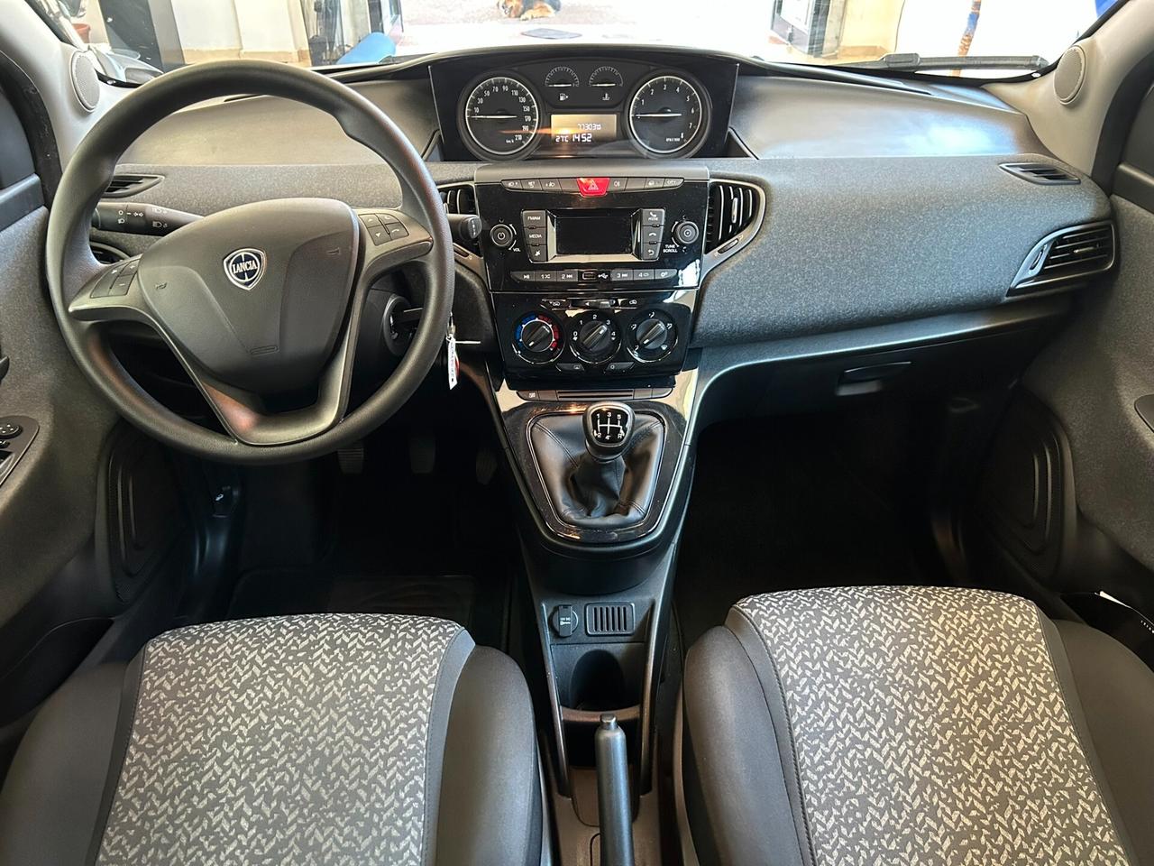 Lancia Ypsilon 1.2 69 CV 5 porte Elefantino Blu