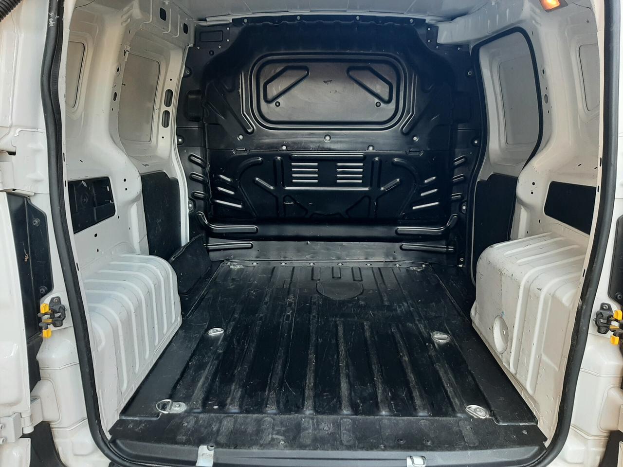 Fiat Fiorino 1.3 MJT 95cv