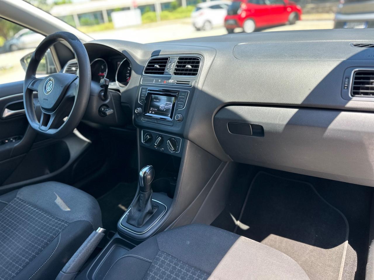 Volkswagen Polo 1.4 TDI 90CV DSG BLUEMOTION FULL OPT AUTOMATICA