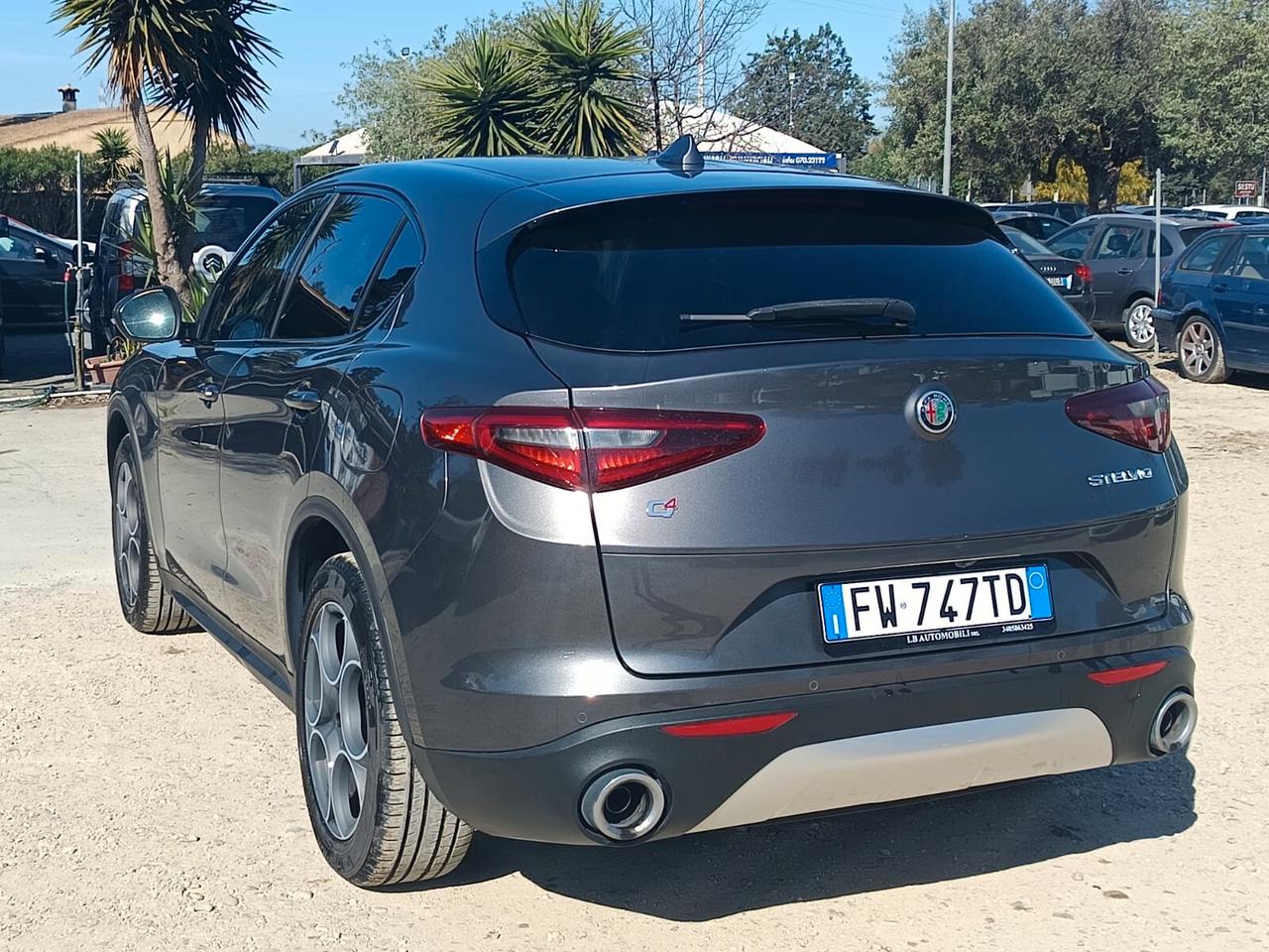 Alfa Romeo Stelvio 2019 - 2.2 Td 210 CV AT8 Q4 Lb automobili