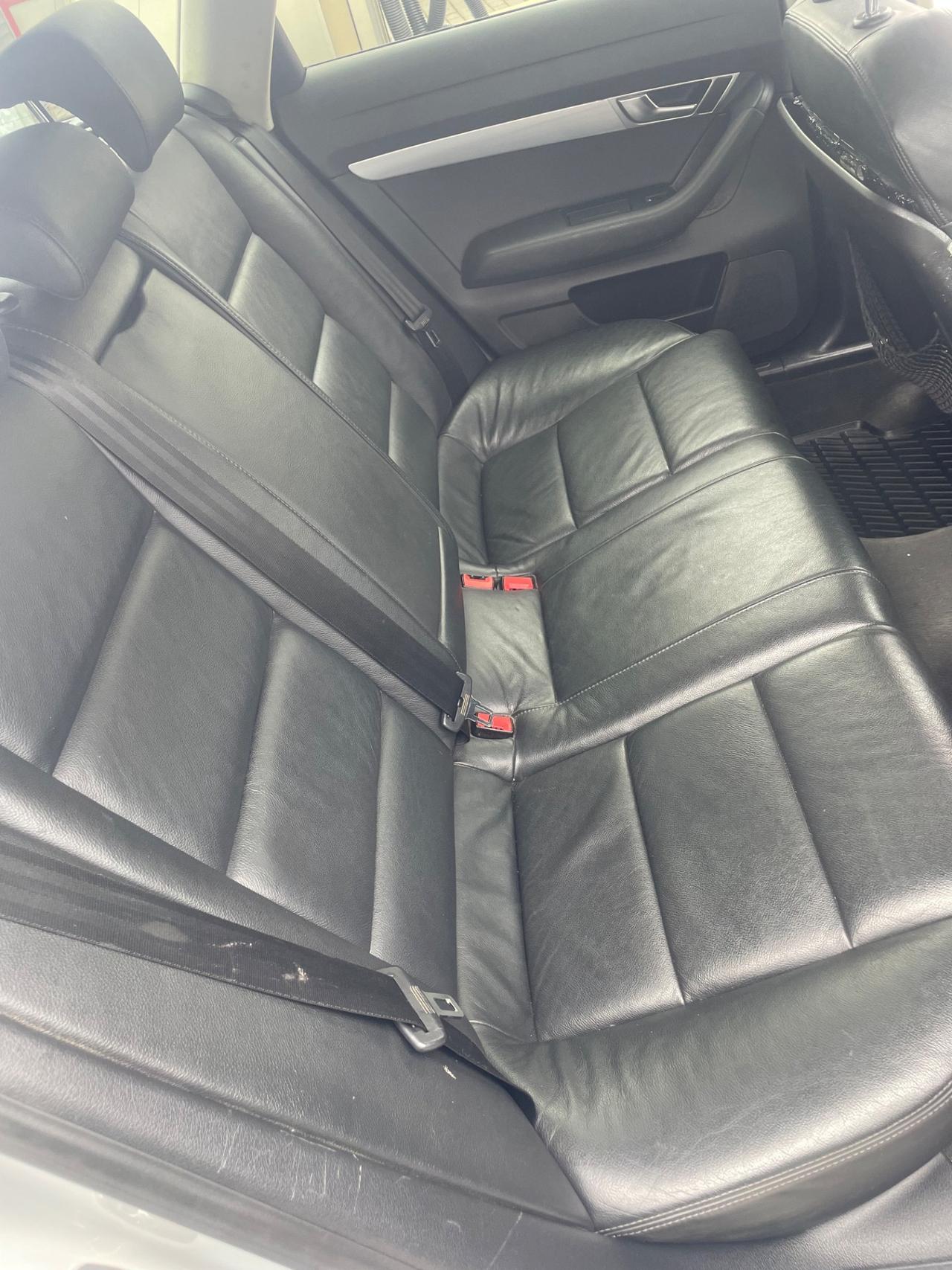 Audi a6 allroad 3.0 TDI 240 cv anno 2011 perfetto dí tutto