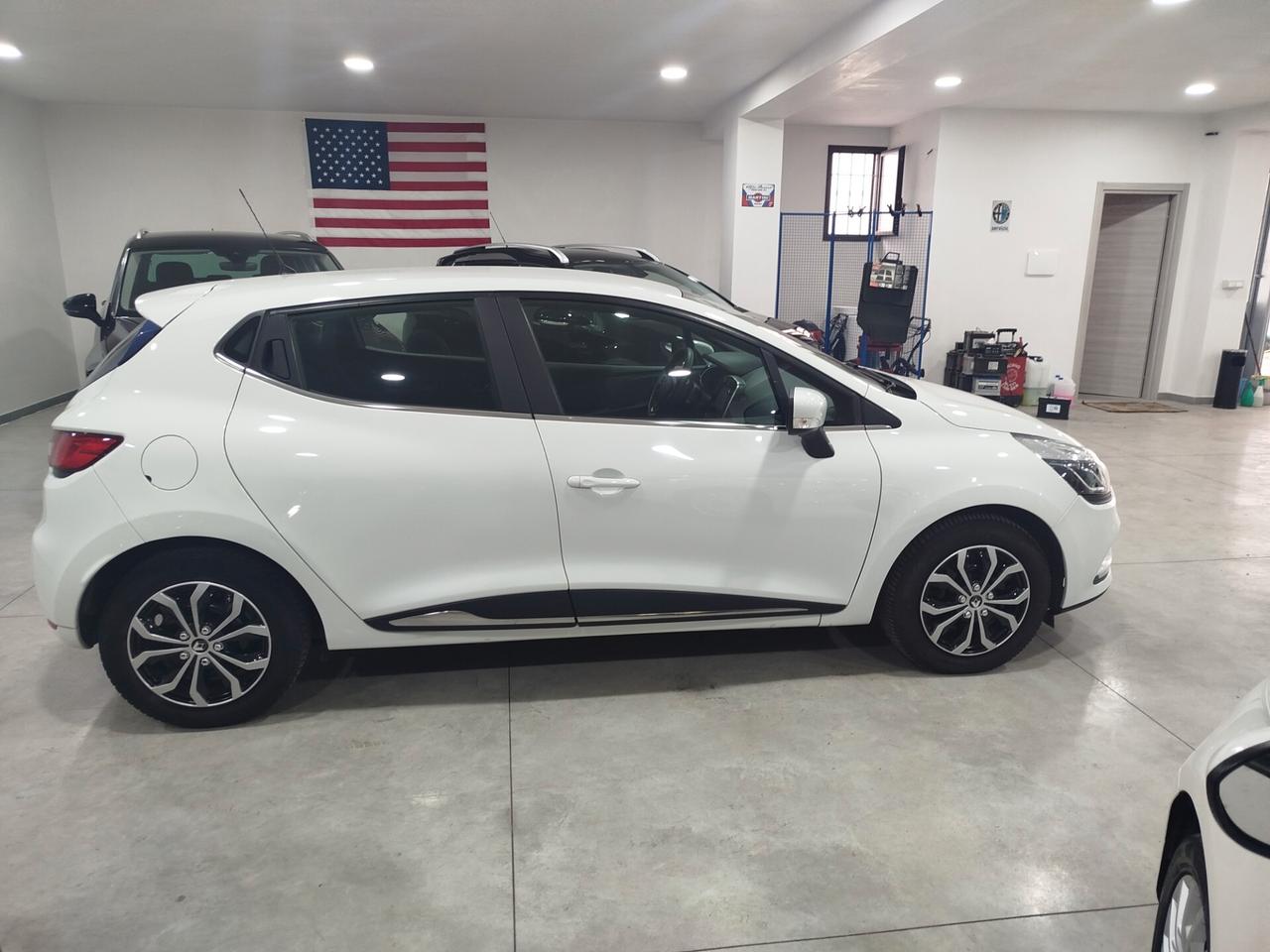 Renault Clio dCi 8V 75 CV Start&Stop 5 porte Energy Intens