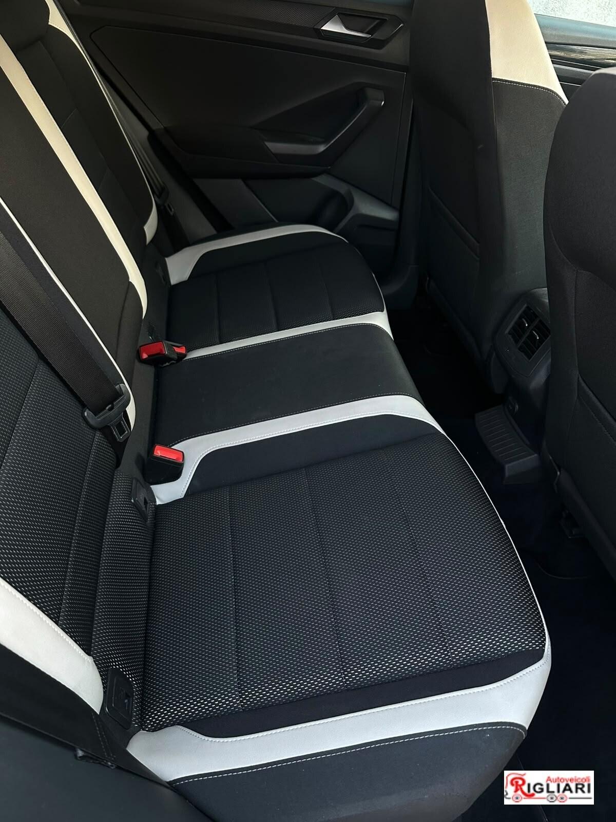 Volkswagen T-Roc 1.6 TDI SCR Advanced BlueMotion Technology