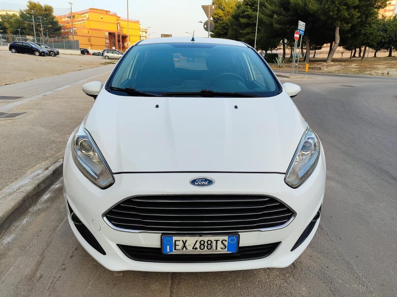 Ford Fiesta 1.5 TDCi 75CV Titanium