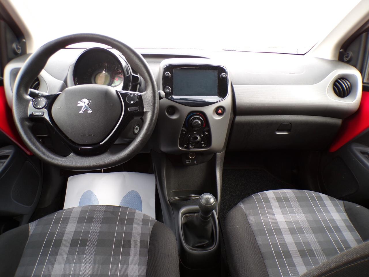 Peugeot 108 VTi 5 porte