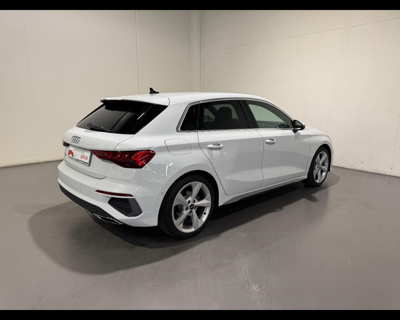 AUDI A3 SPORTBACK 35 TDI S-TRONIC S LINE EDITION