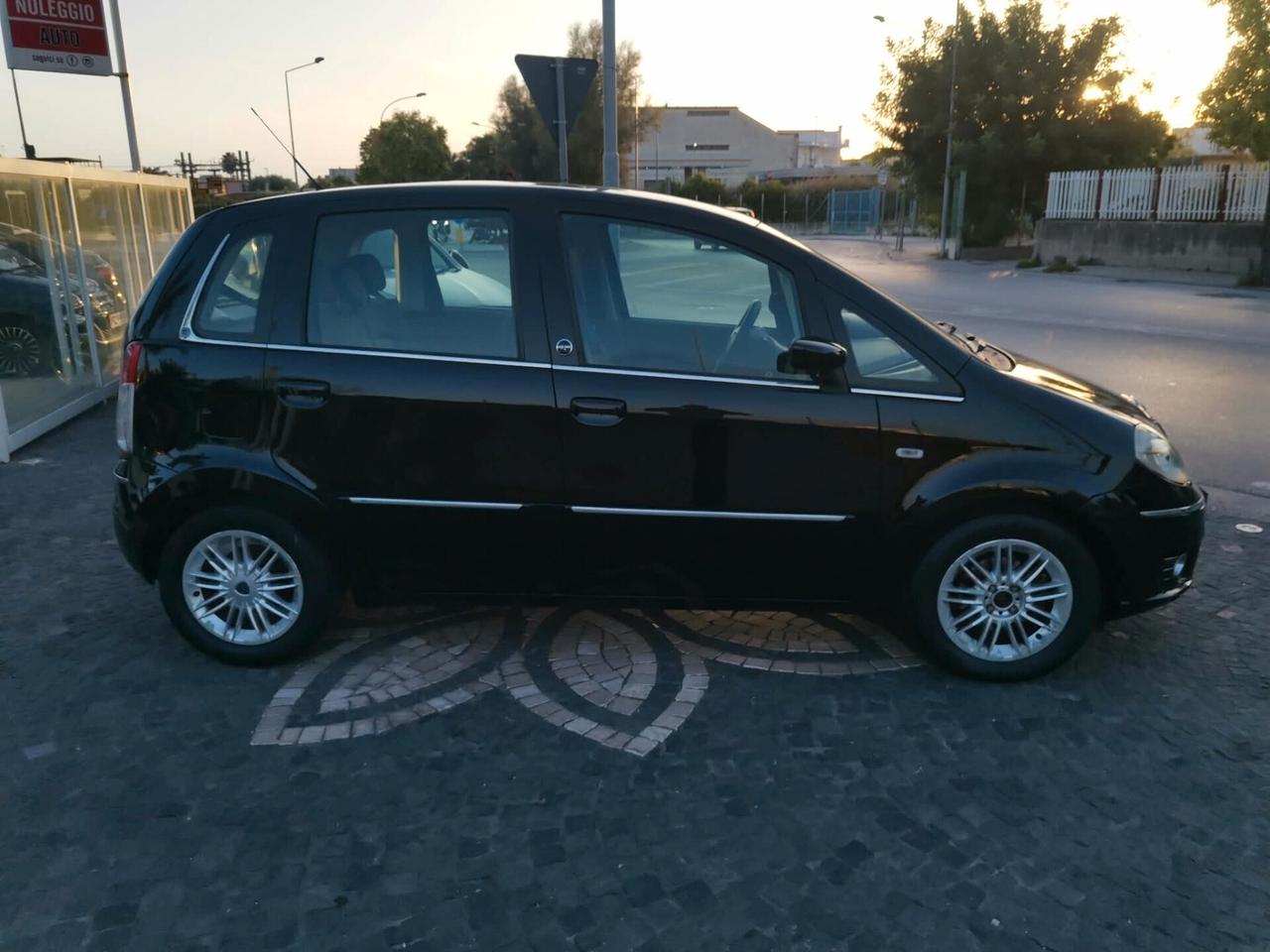 Lancia MUSA 1.4 Oro Ecochic GPL