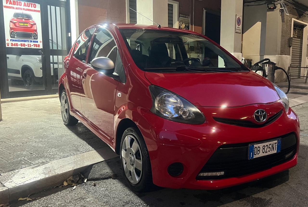 Toyota Aygo 1.0 12V VVT-i 5 porte