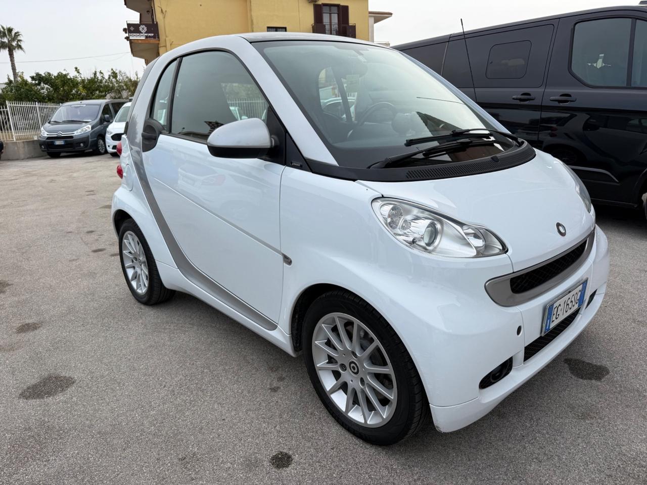 Smart ForTwo 1000 52 kW coupé passion