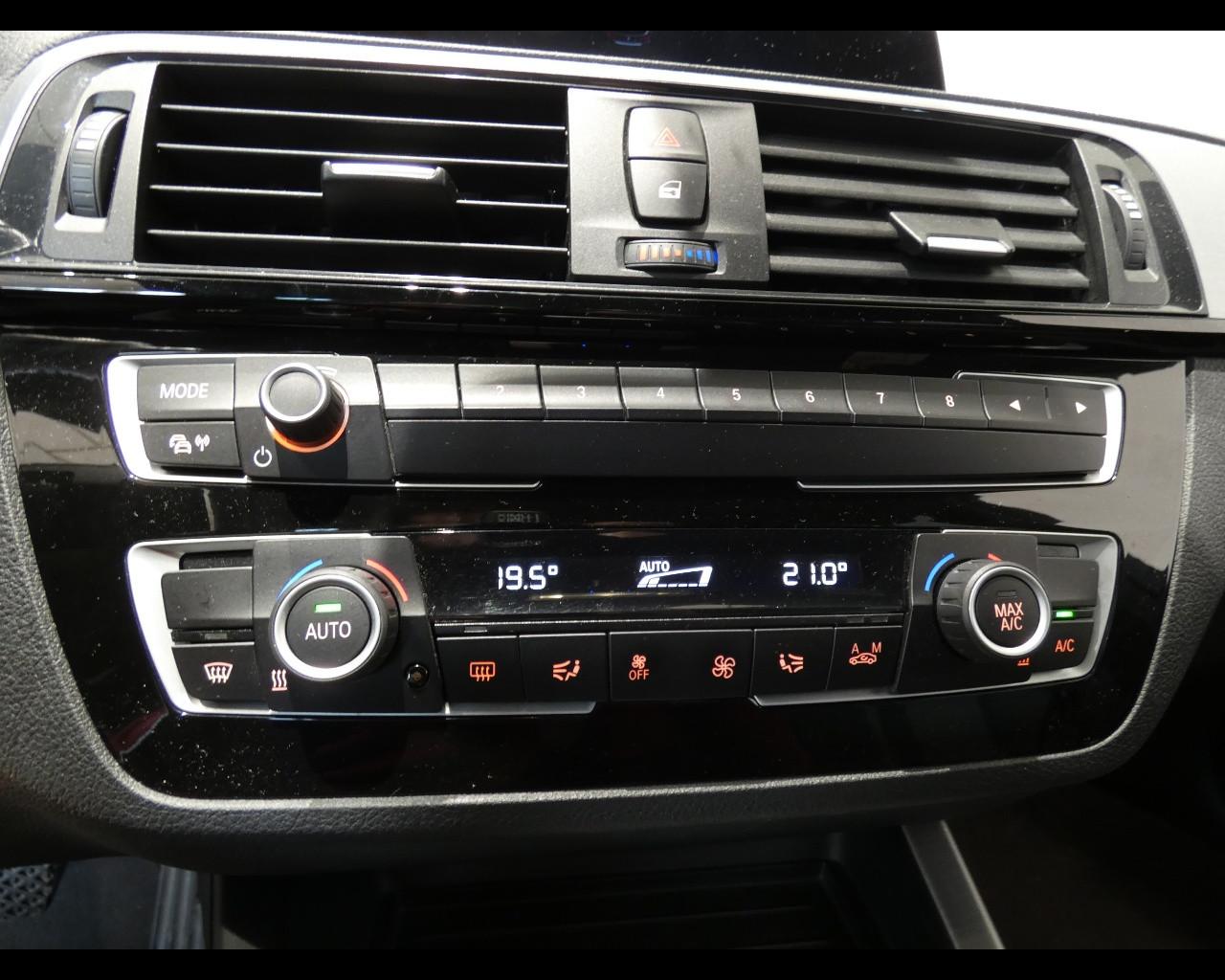 BMW Serie 1 (F20) - 118d 5p. Urban