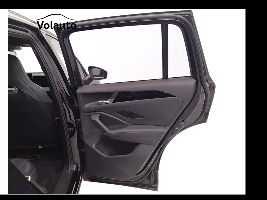 VOLKSWAGEN Tiguan III 2024 - Tiguan 2.0 tdi R-Line 150cv dsg