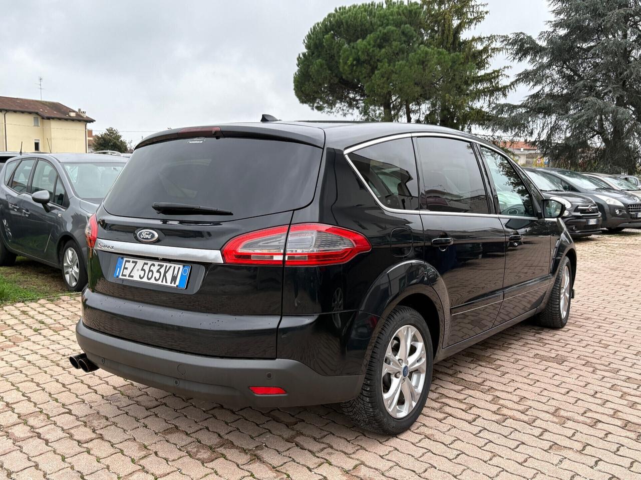 Ford S-Max 2.0 TDCi 140CV Powershift 7 posti Business Nav