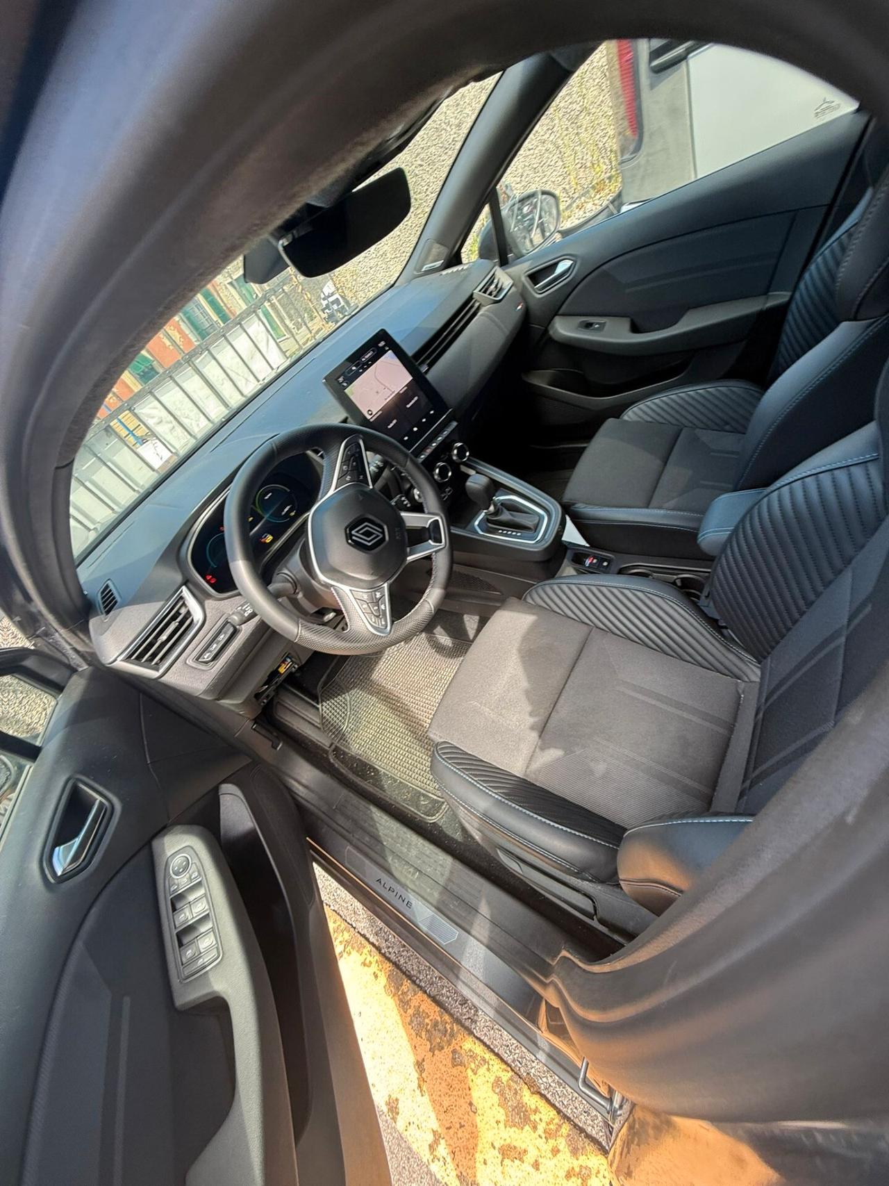 Renault Clio Full Hybrid E-Tech 145 CV 5 porte Equilibre