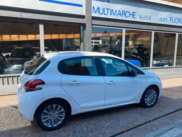 Peugeot 208 1.6 BlueHDi 75 cv 5 porte Active