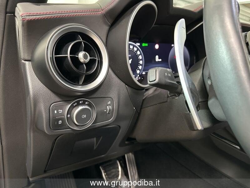 Alfa Romeo Stelvio 2023 2.2 t Competizione Q4 210cv auto