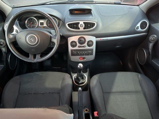 RENAULT Clio 1.2 BENZ 75 CV 16V 5 porte ADATTA NEOPATENTATI