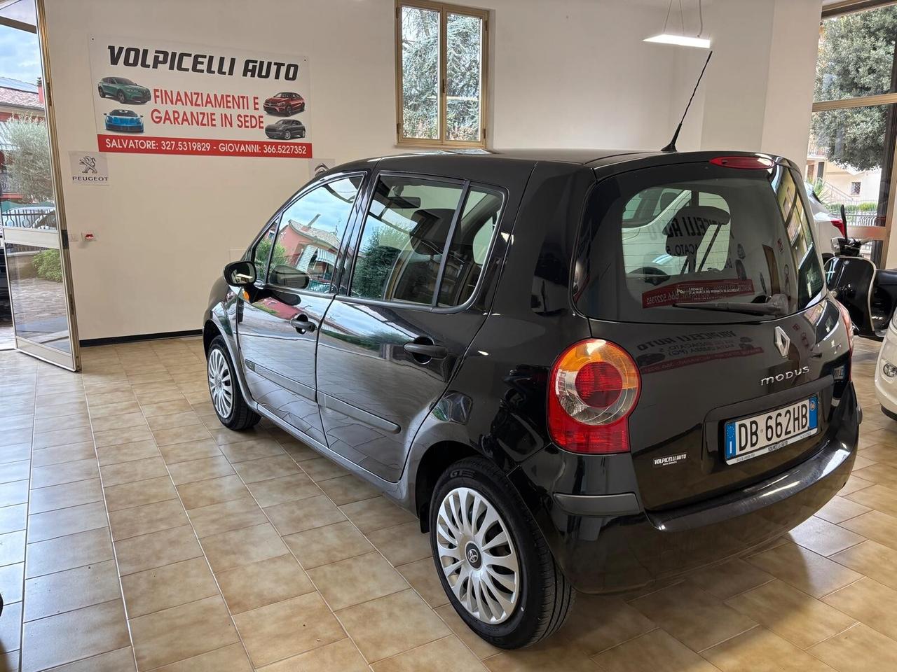 RENAULT MODUS ANNO 2006 BZ 1.2 ADATTA NEOPATENTATI KM 140 MILA