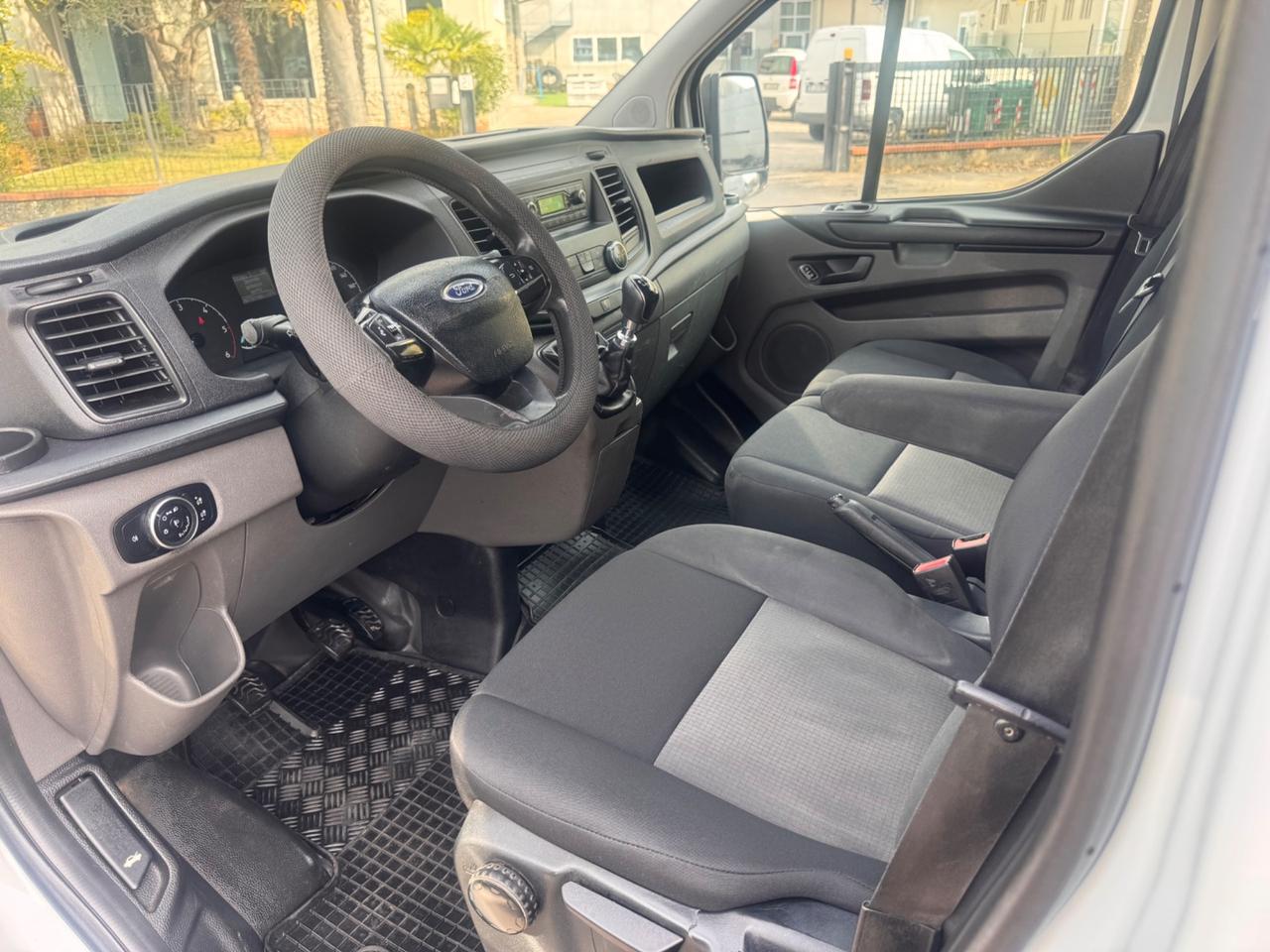 Ford Transit Custom 2.0 TDCI L2 TUTTO TAGLIANDATO PERFETTO!