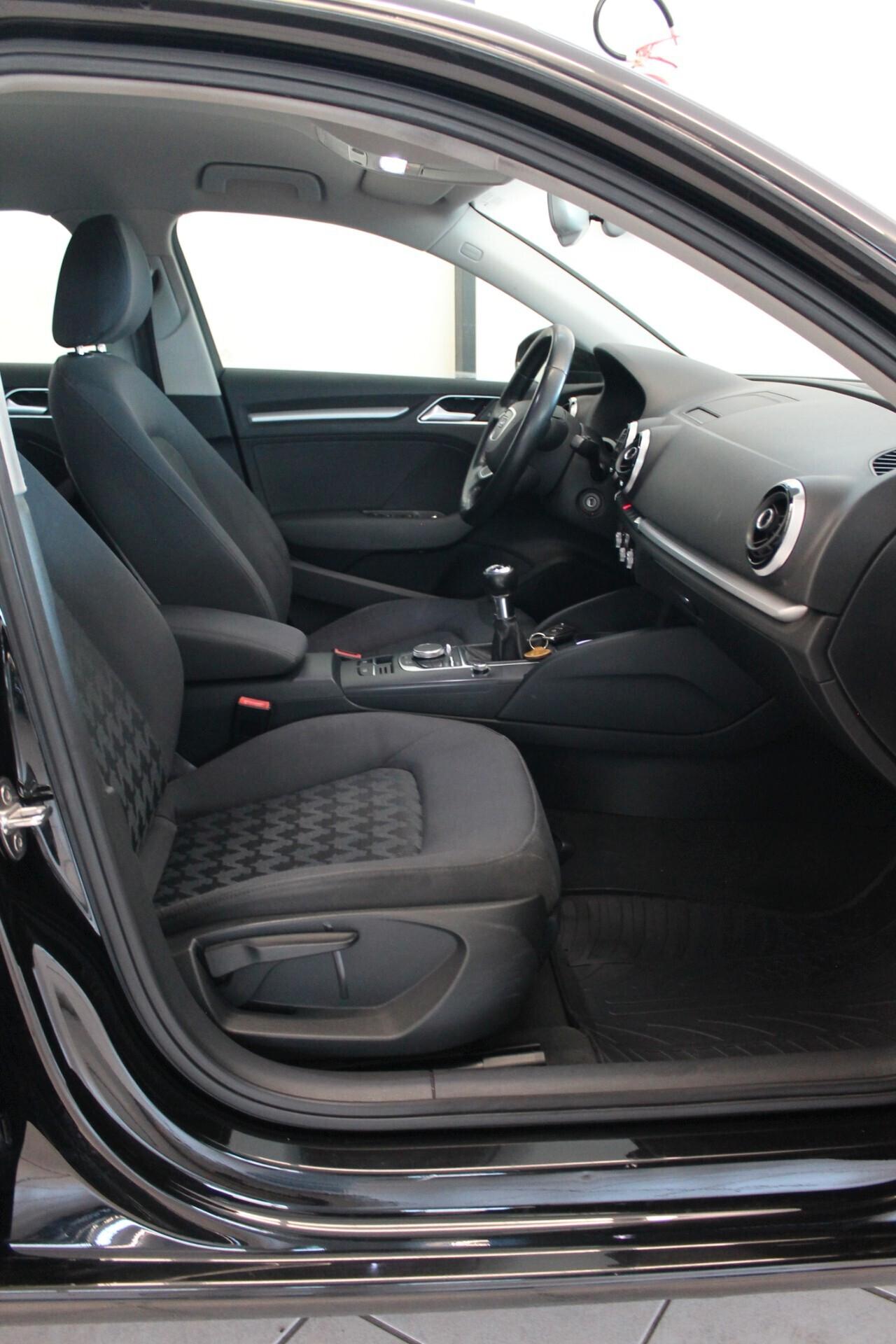 Audi A3 Sedan 1.6 TDI ultra Attraction