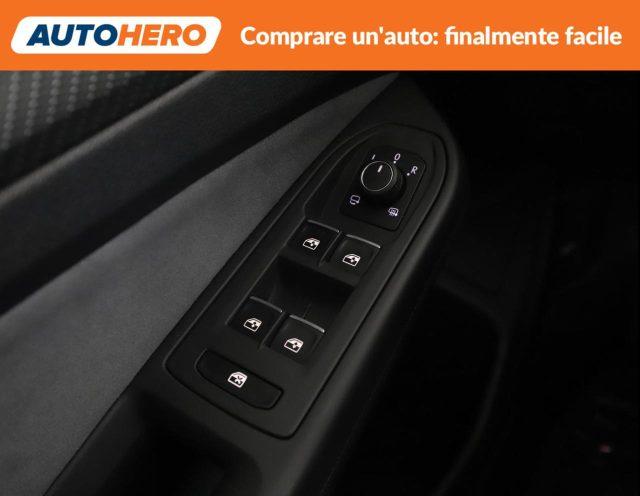 VOLKSWAGEN Golf 1.5 TSI EVO ACT R-Line