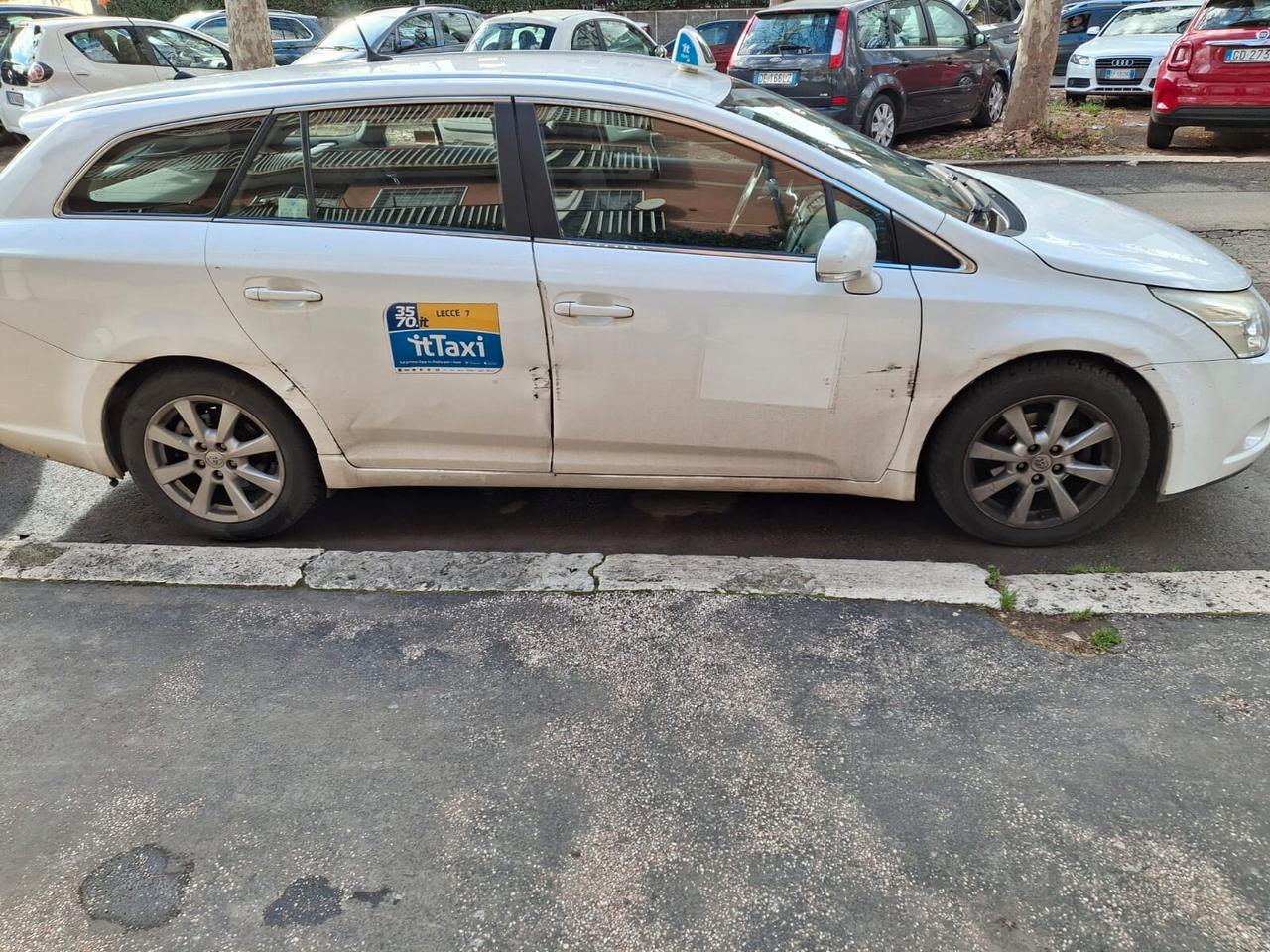 Toyota Avensis 2.0 D-4D Wagon Executive