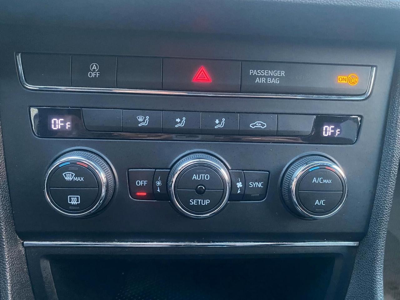 Seat Leon 1.6 TDI 105 CV ST Business NAVI