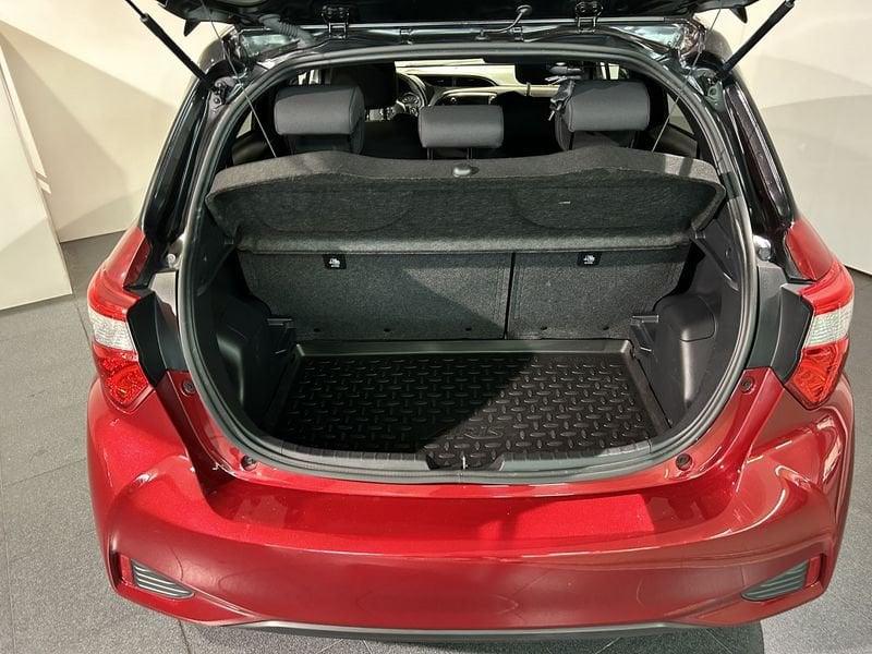 Toyota Yaris Yaris 1.5 Hybrid 5 porte Trend "Red Edition" + CAR PLAY AREA C FREE