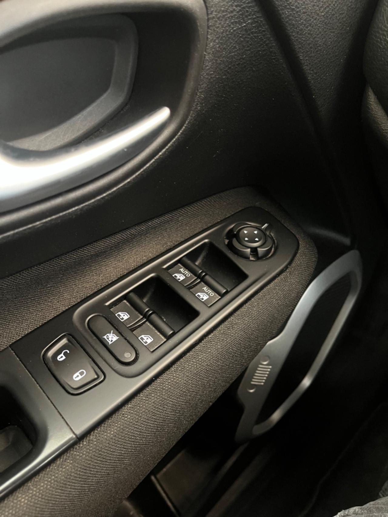 Jeep Renegade 1.6 Mjt 120 CV AUTOMATICA Longitude DDCT IVA ESPOSTA