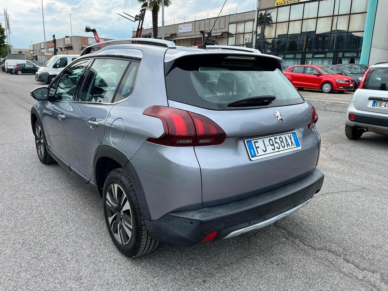 Peugeot 2008 BlueHDi 100 Allure
