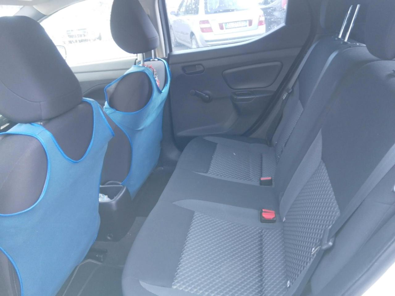 Nissan Micra 1.0L 12V 5 porte Visia