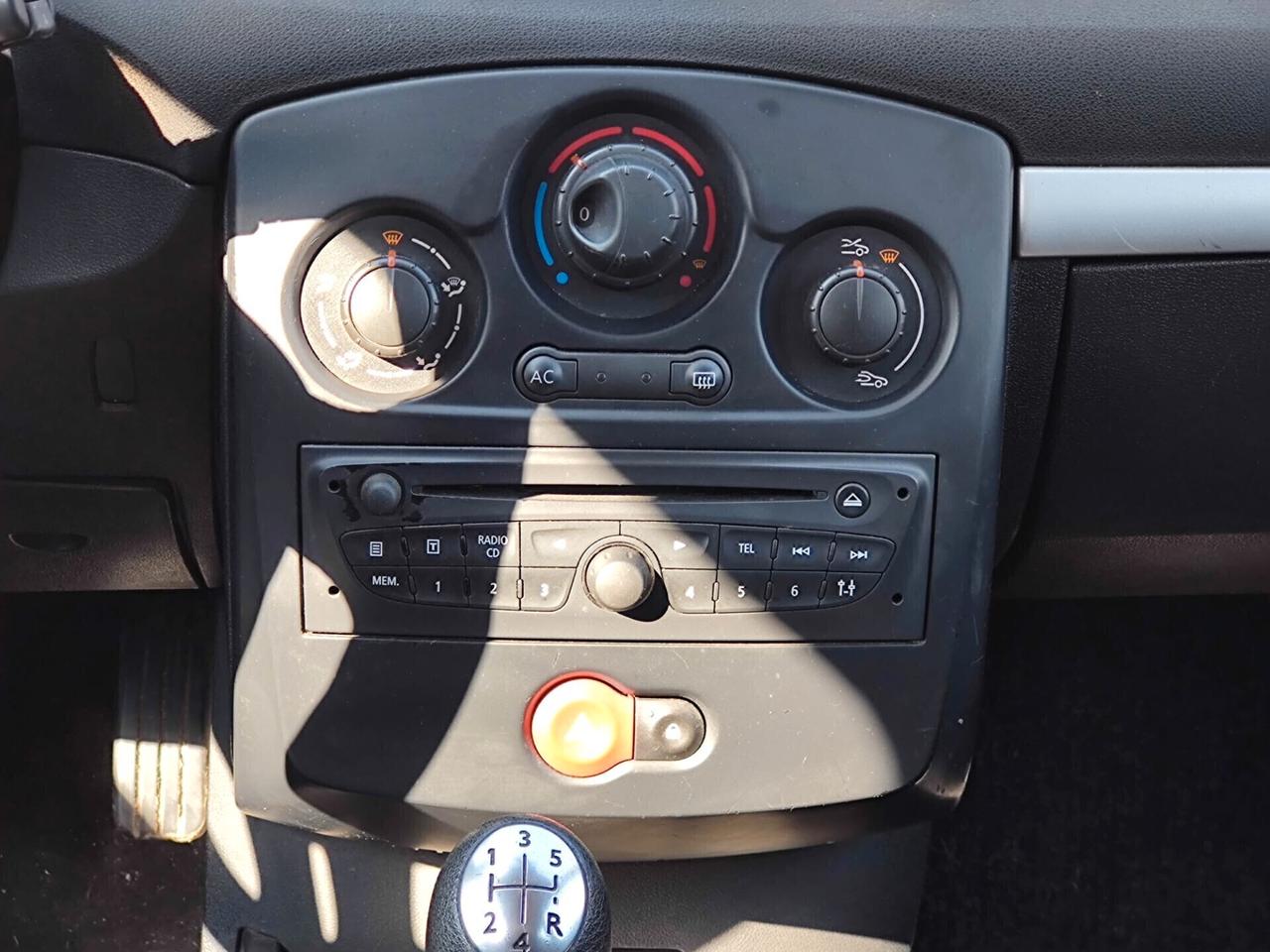 Renault Clio 1.2 16V 5 porte GPL Confort, OK NEOPATENTATI