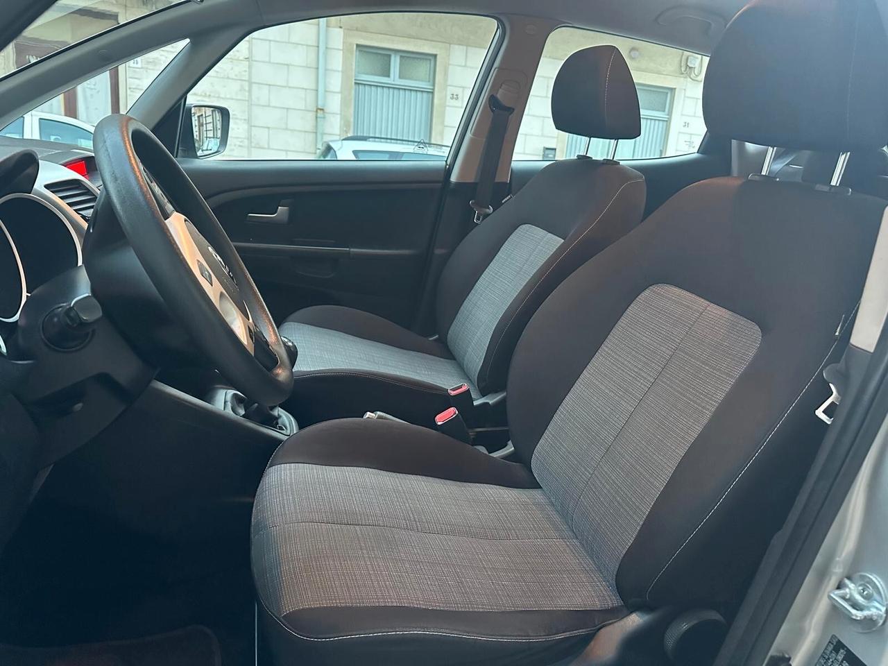 Kia Venga 1.4 CRDi 90CV Cool