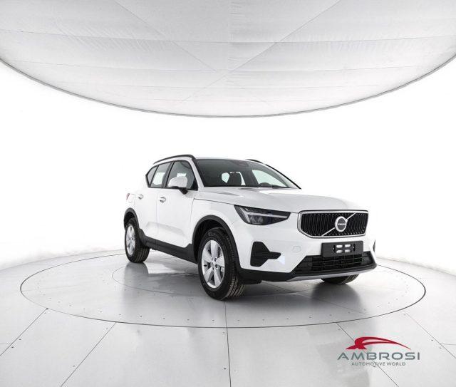 VOLVO XC40 B3 Mild hybrid Benzina Essential