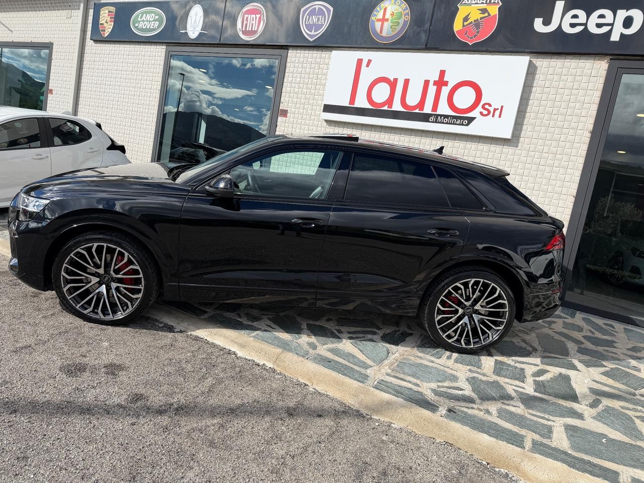 Audi Q8 50 TDI 286 CV S line TETTO GUSCIO 23