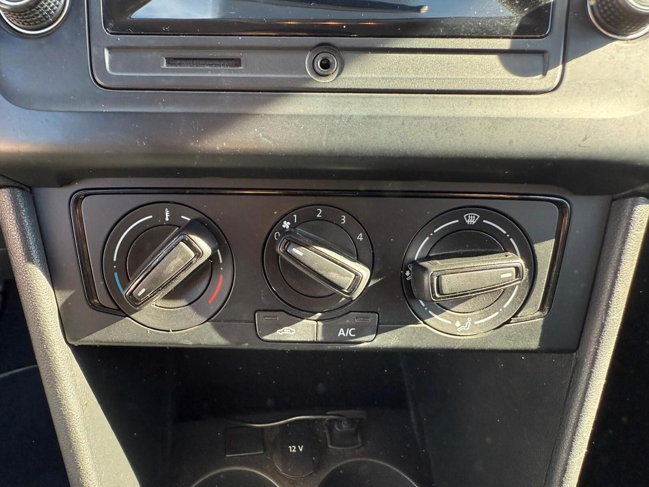 Volkswagen Polo 2015