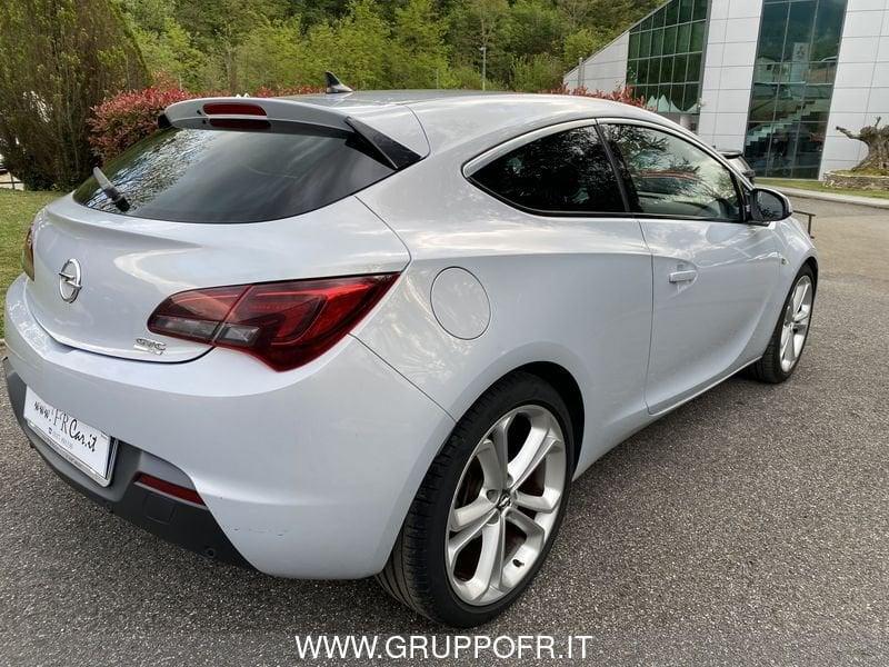 Opel Astra GTC Astra 2.0 CDTI 165CV GTC