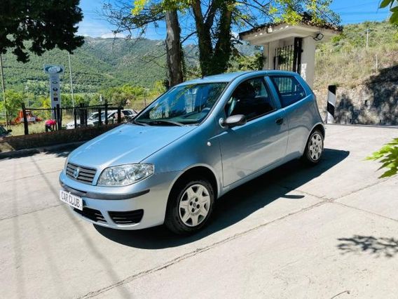 Fiat Punto 1.2 3p. Dynamic Neopatentati My'06