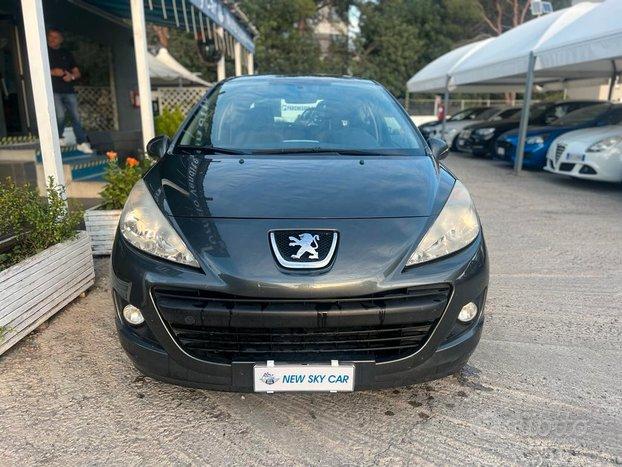 Peugeot 207 1.4 vti 95cv- 2010