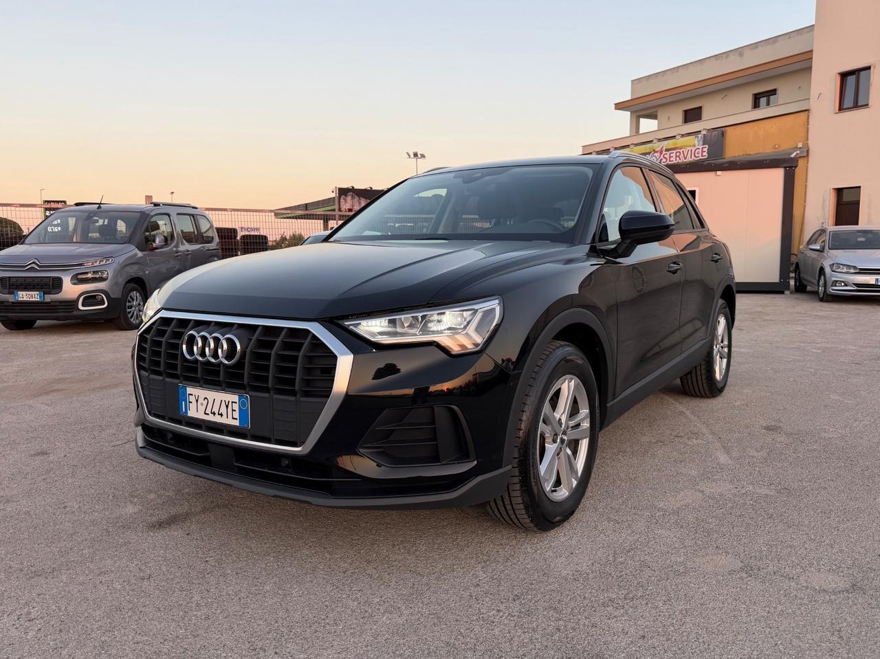AUDI Q3 2.0 TDI 150CV STRONIC FULL LED MATRIX MY19