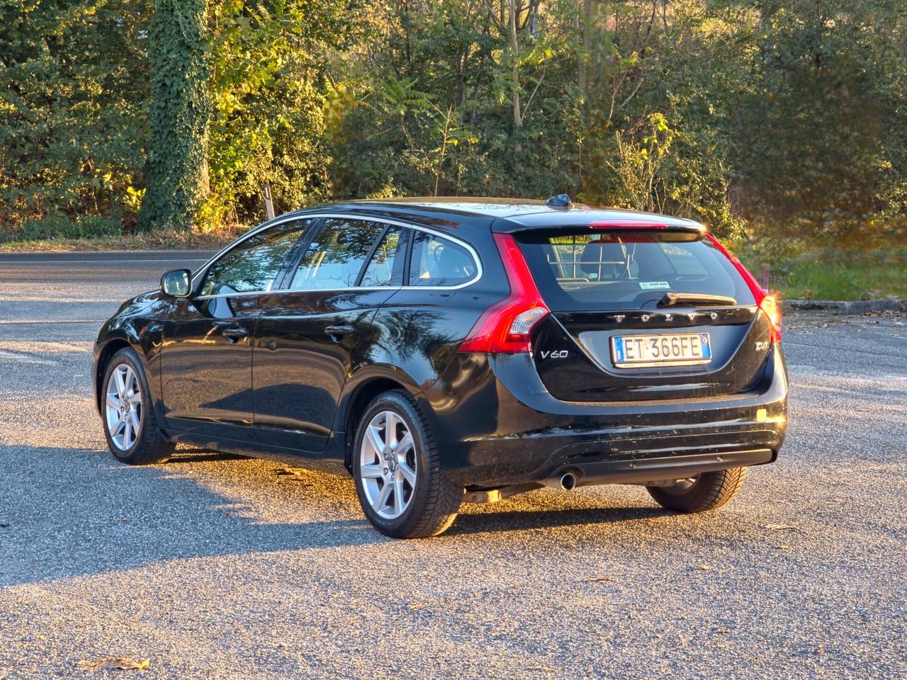 Volvo V60 D4 Geartronic R-design 2012-E5B Automatico