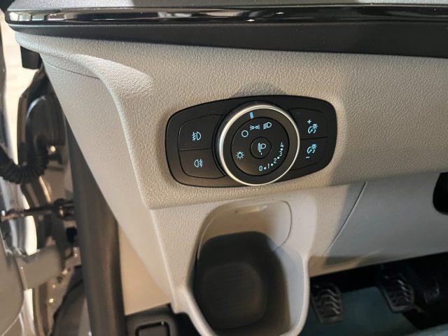 FORD Tourneo Custom 320 2.0 E.Blue 150CV PL Titanium 9 POSTI PARK PLUS