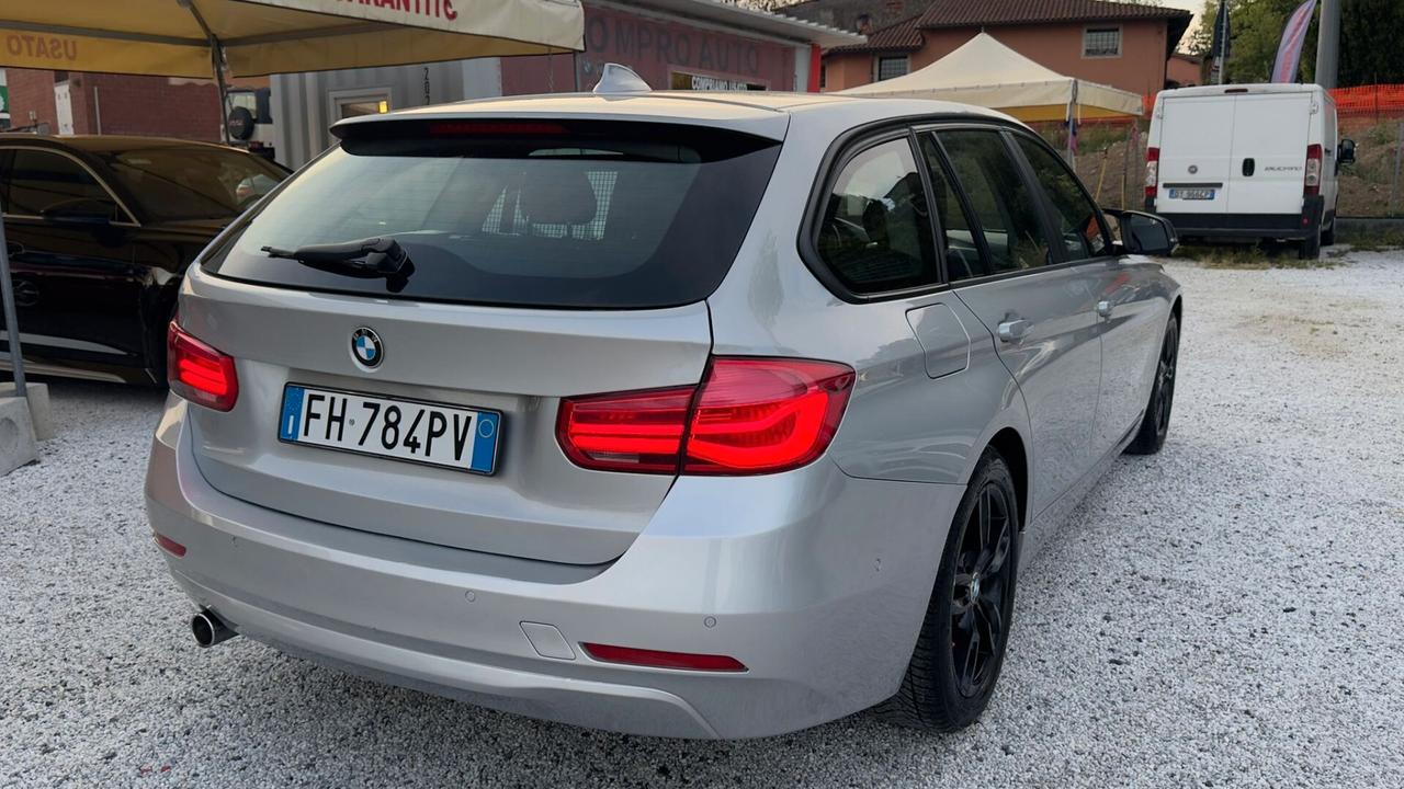 Bmw 318 318d Touring Business Advantage aut.