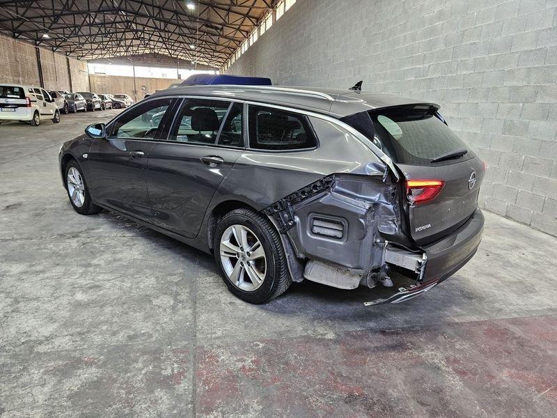 Opel Insignia ST 2.0 CDTI Business 174cv AT8 - START - INCIDENTATA