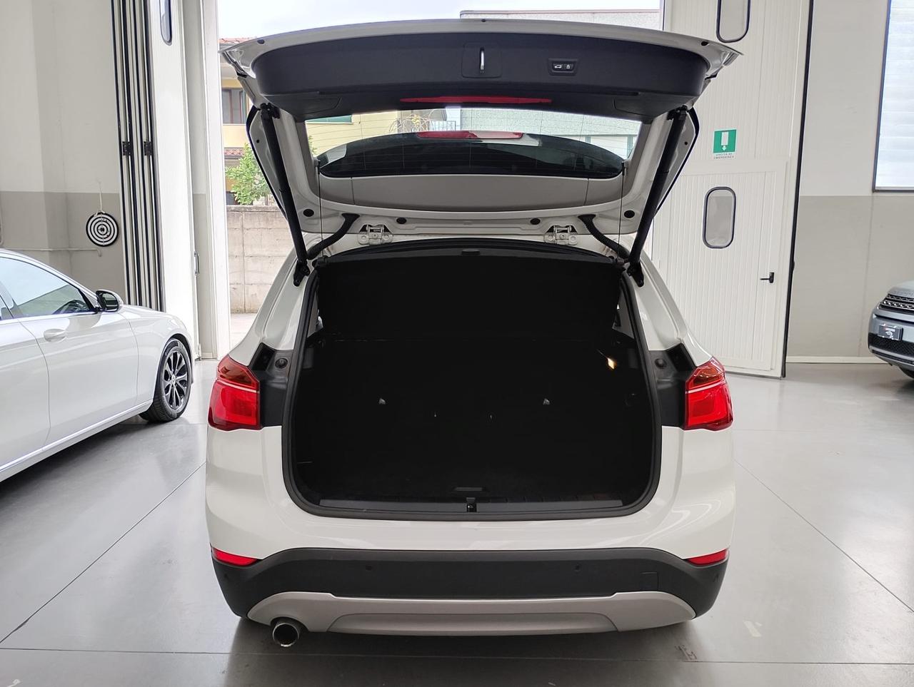 Bmw X1 sDrive18d xLine